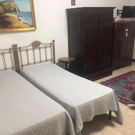 B&B H Pompeii Ruins 외부 사진